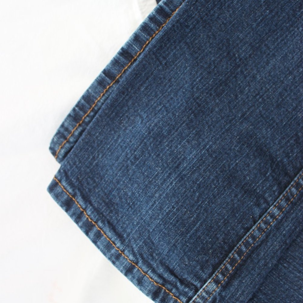 Levi Strauss & Co 514 Medium Wash Straight Leg Jeans 30w x 30l (NWOT) - Picture 5 of 16